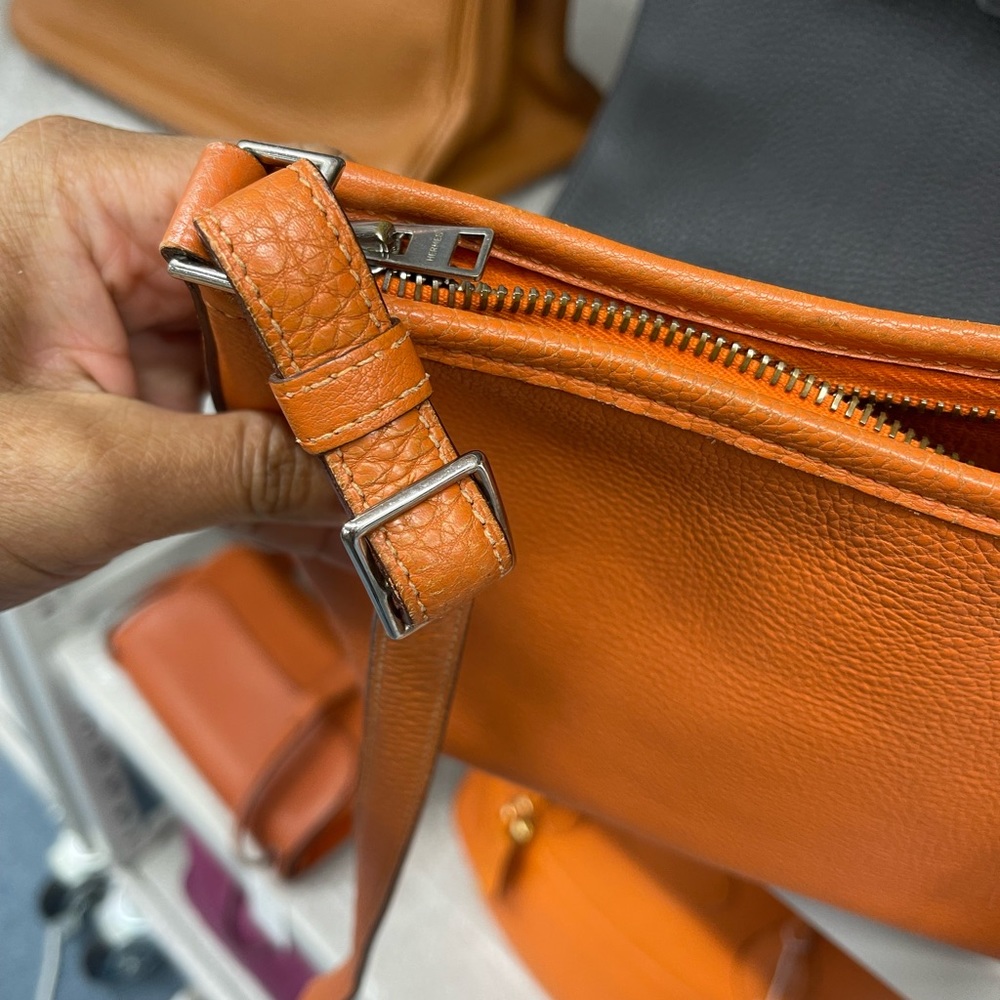 š§”SOLDš§”Hermes crossbody bag - Picture 5 of 7